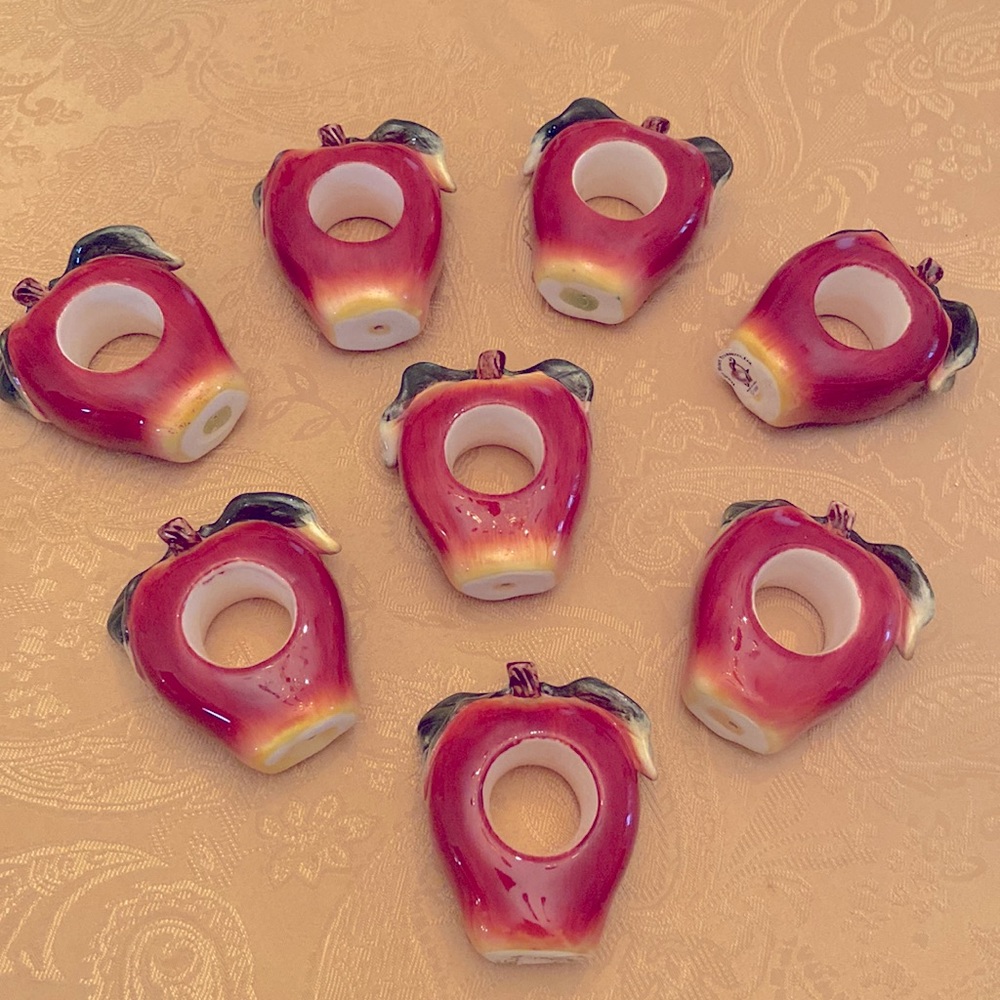 Apple Napkin Rings - Picture 3 of 3